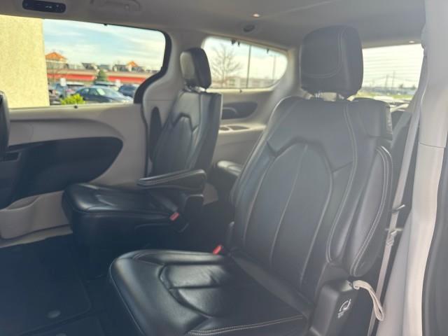 Chrysler Pacifica  2022