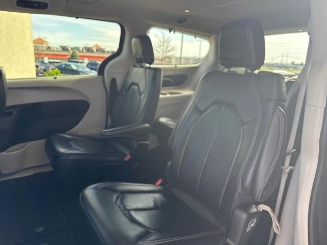 Chrysler Pacifica  2022