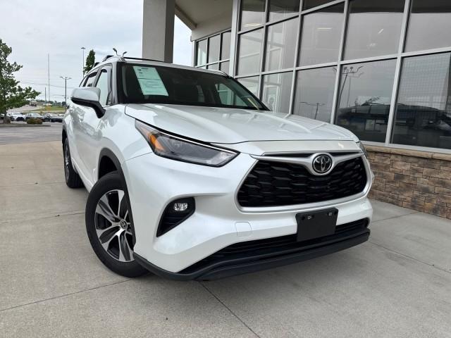 2023 Toyota Highlander 