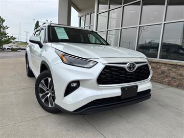 2023 Toyota Highlander 