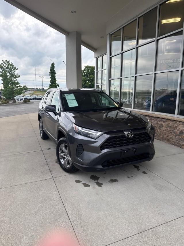 Toyota RAV4  2024