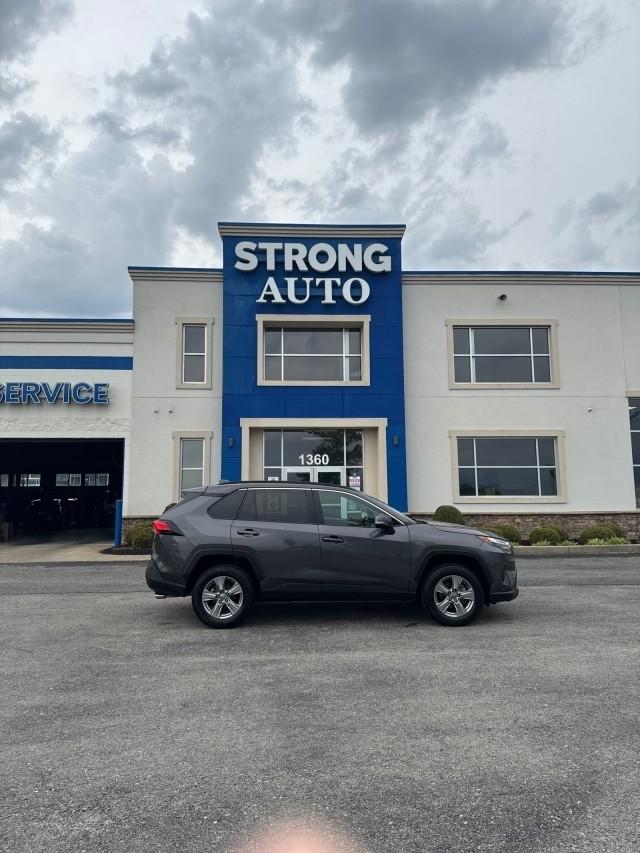 Toyota RAV4  2024