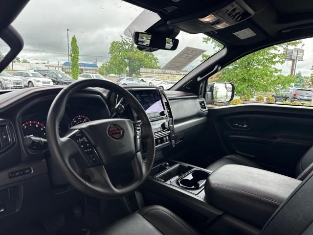 Nissan Titan  2024