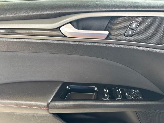 Ford Fusion  2013