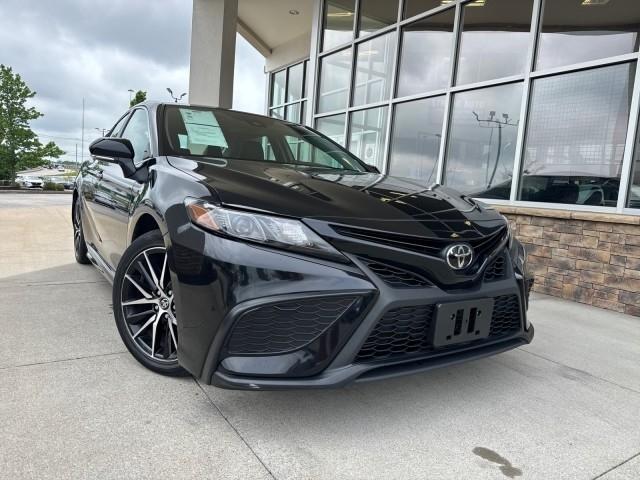 Toyota Camry  2024