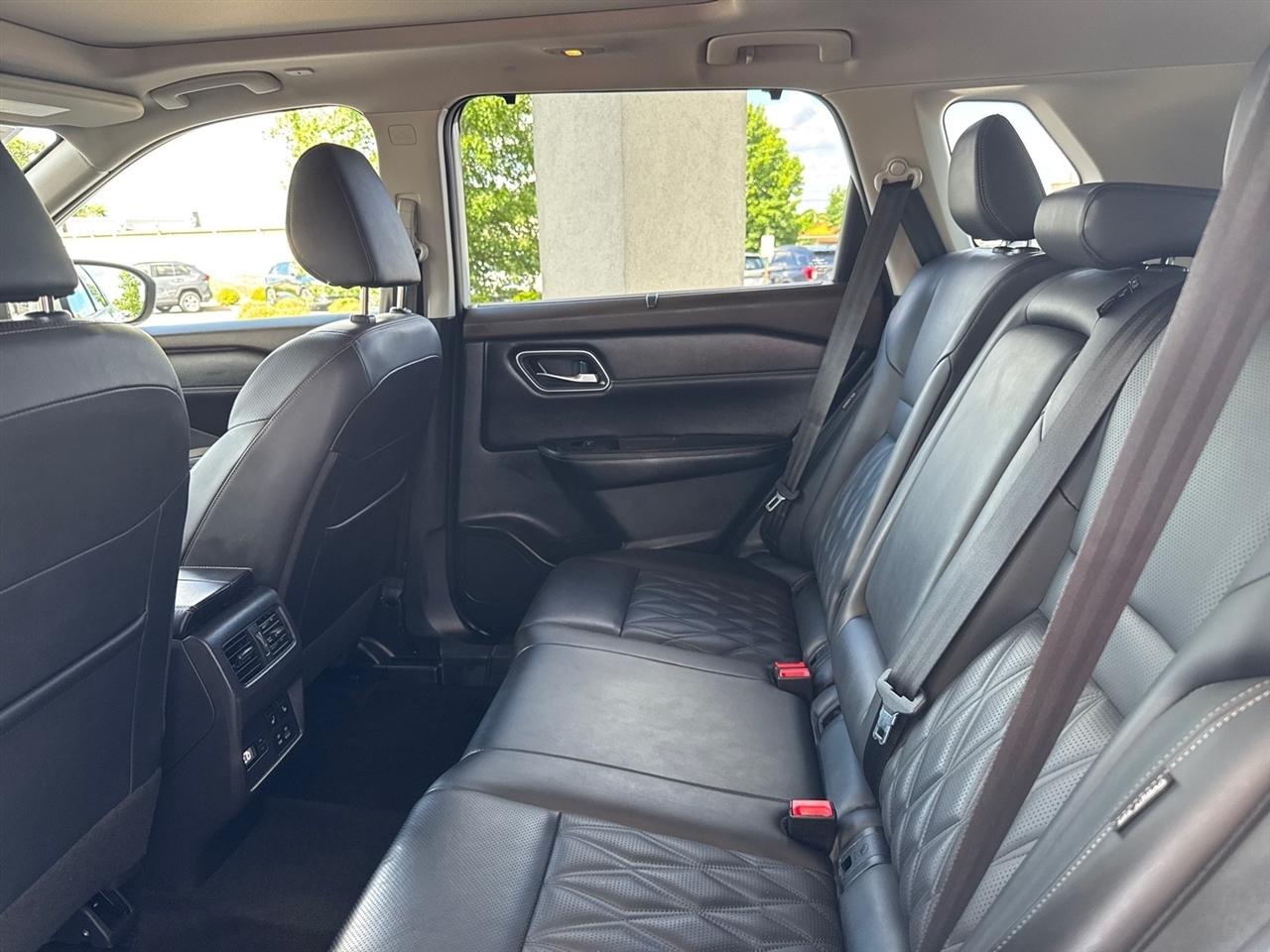 Nissan Rogue  2023