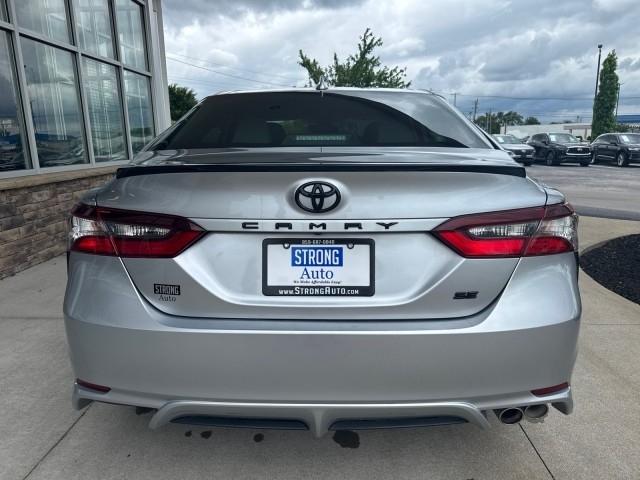 Toyota Camry  2023