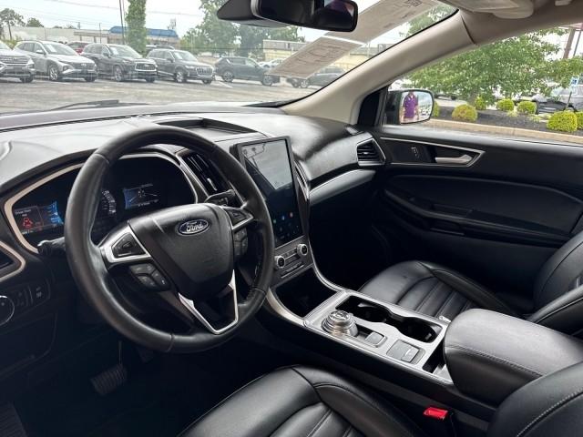 Ford Edge  2021