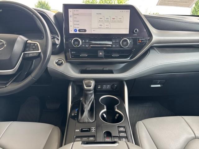 Toyota Highlander  2023