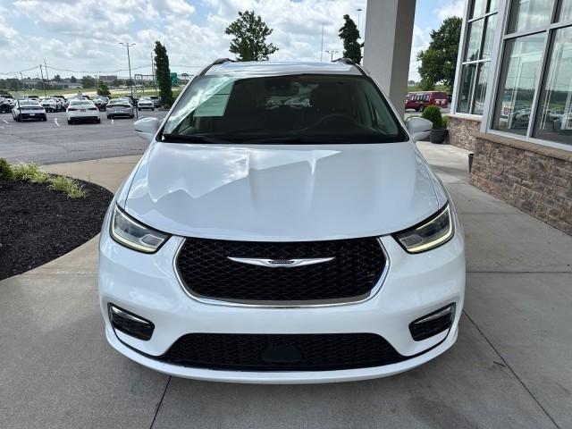 Chrysler Pacifica  2022