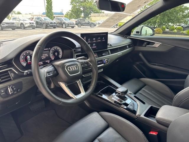 Audi A4  2023