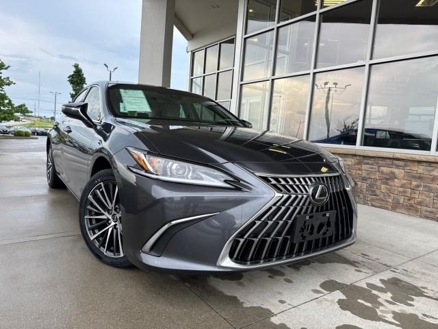 Lexus ES 350  2023