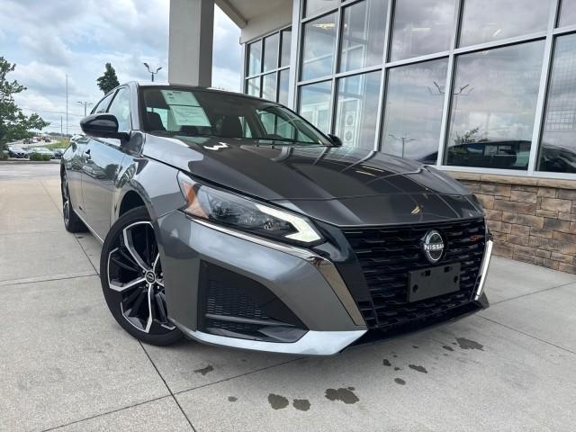 Nissan Altima  2025
