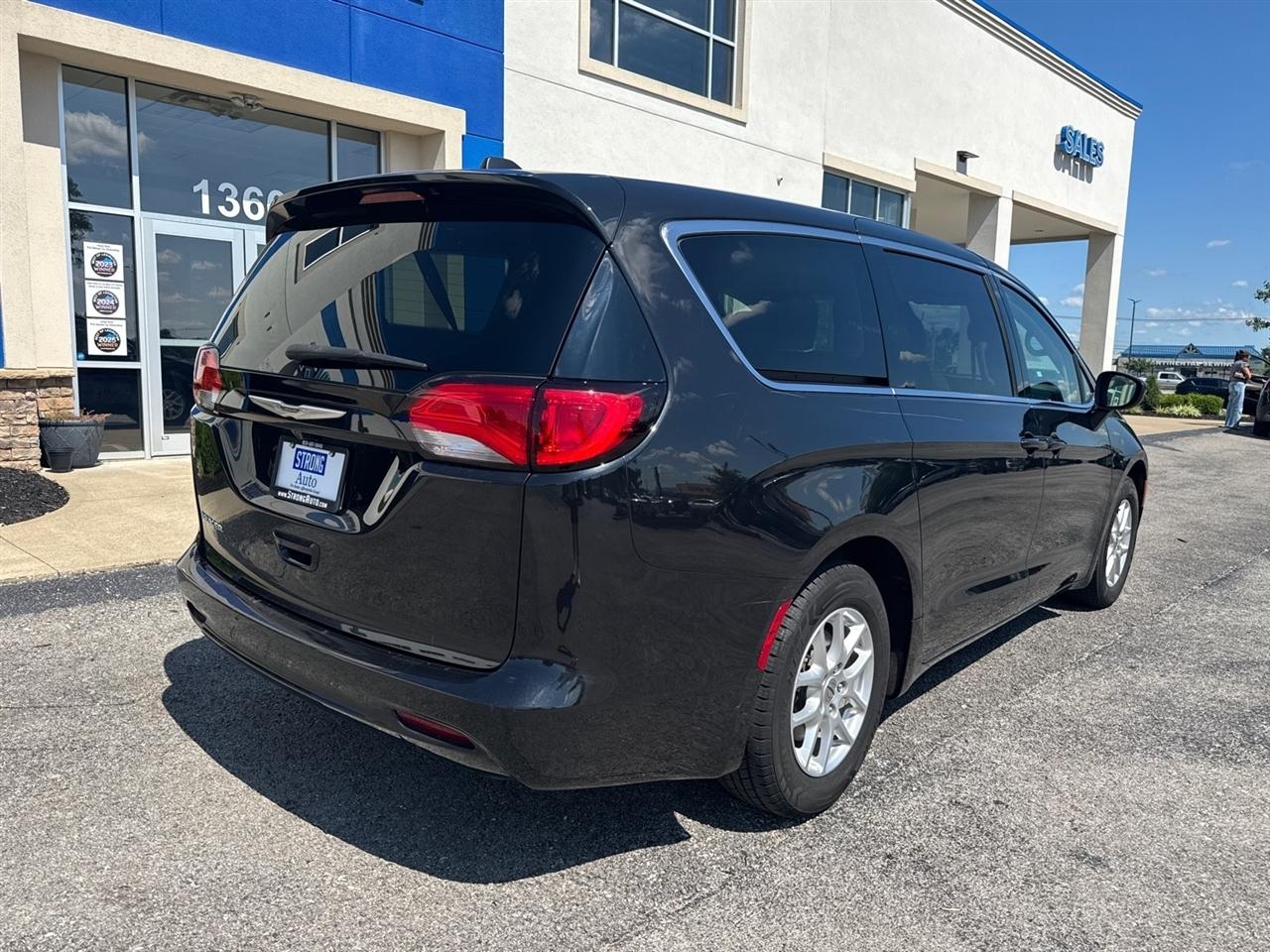 Chrysler Voyager  2021