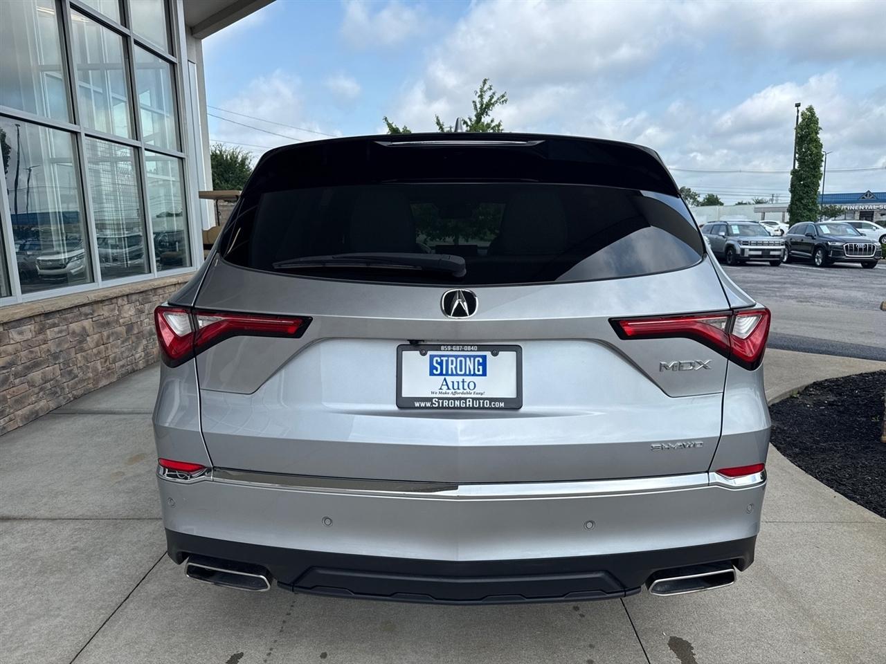 Acura MDX  2022