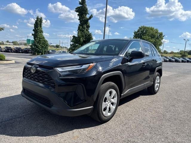 Toyota RAV4 LE 2025