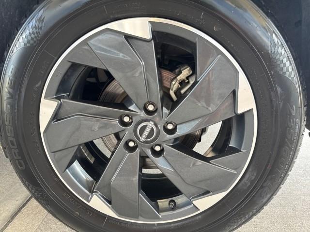 Nissan Rogue SV 2025