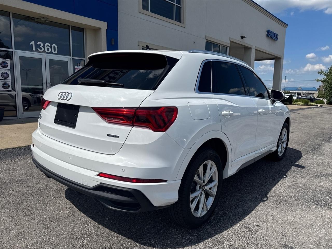 Audi Q3  2023