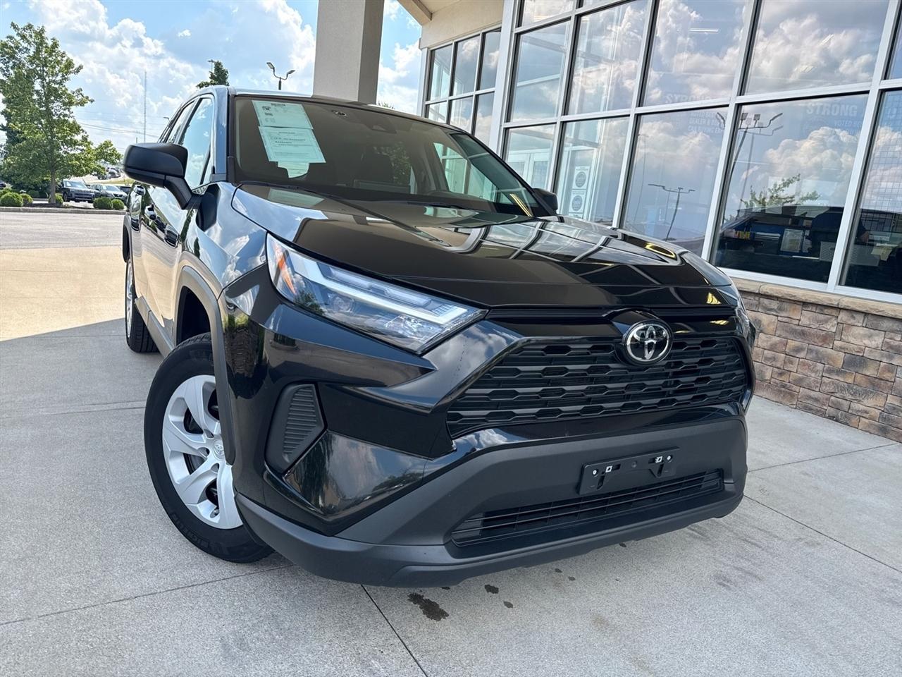 Toyota RAV4  2025
