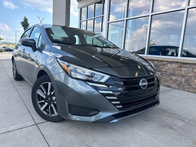 Nissan Versa  2025