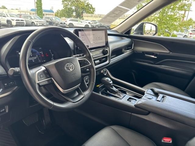 Toyota Grand Highlander  2025