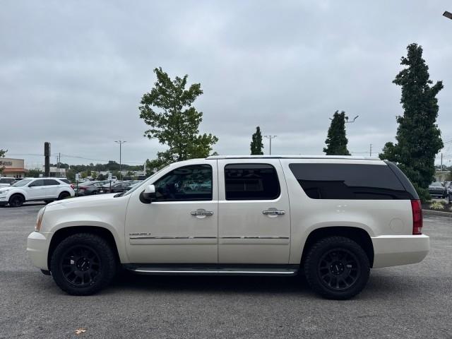 GMC Yukon Denali  2013