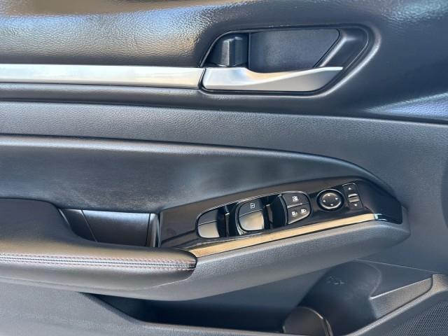 Nissan Altima  2024