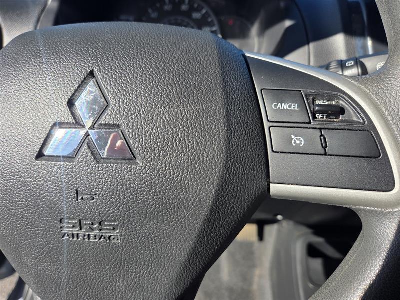 Mitsubishi Mirage ES CVT 2021