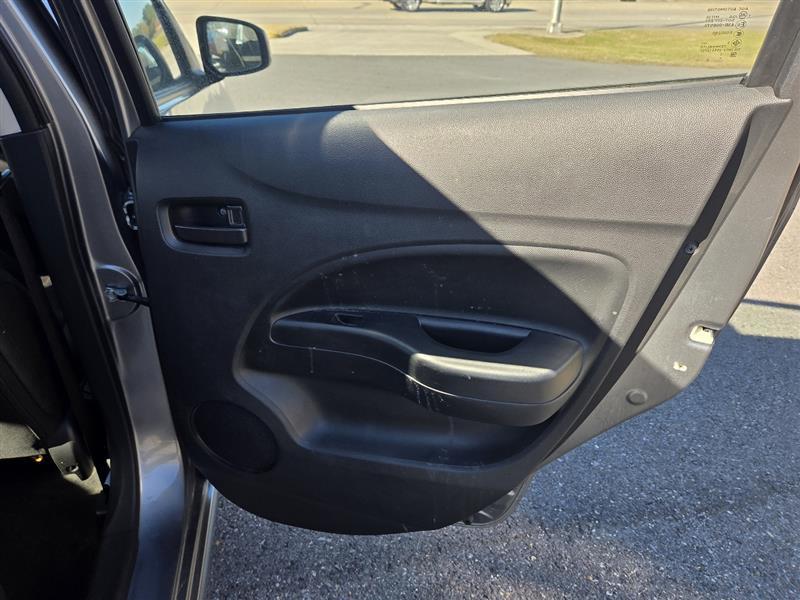 Mitsubishi Mirage ES CVT 2021