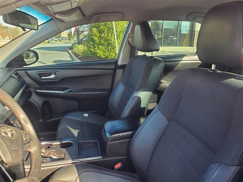 Toyota Camry XLE 2017