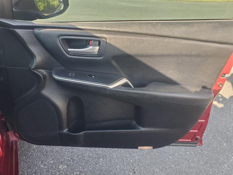 Toyota Camry XLE 2017