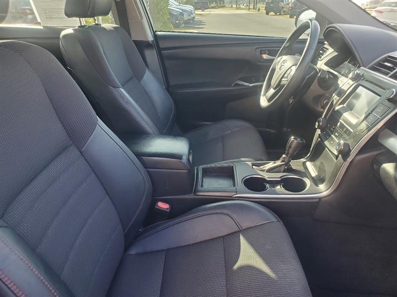 Toyota Camry XLE 2017