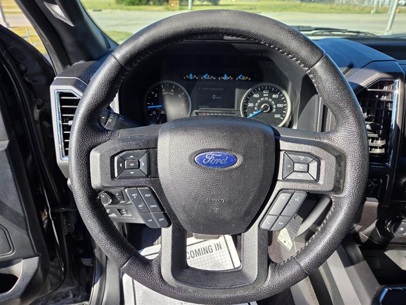 Ford F-150 Lariat SuperCrew 5.5-ft. Bed 2WD 2016