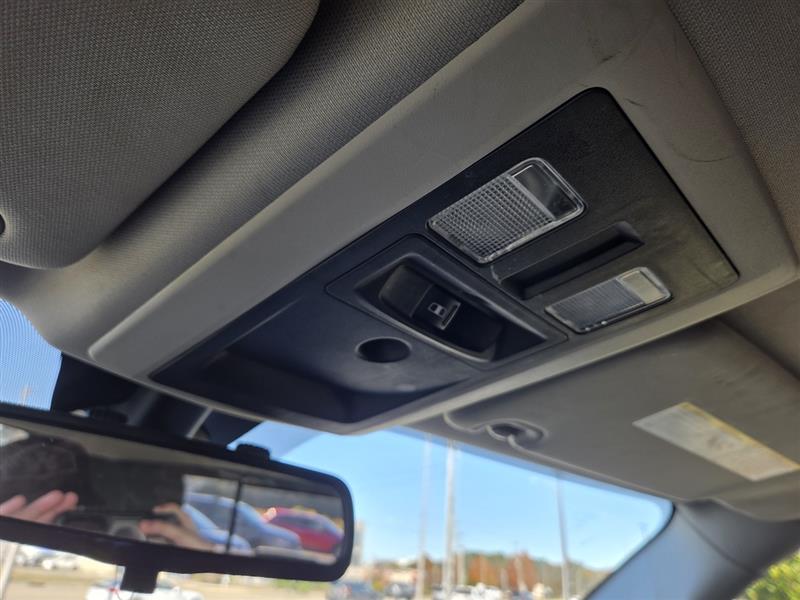 RAM 1500 SLT Quad Cab 2WD 2016