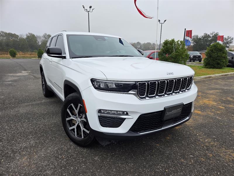 Jeep Grand Cherokee Limited 2WD 2023