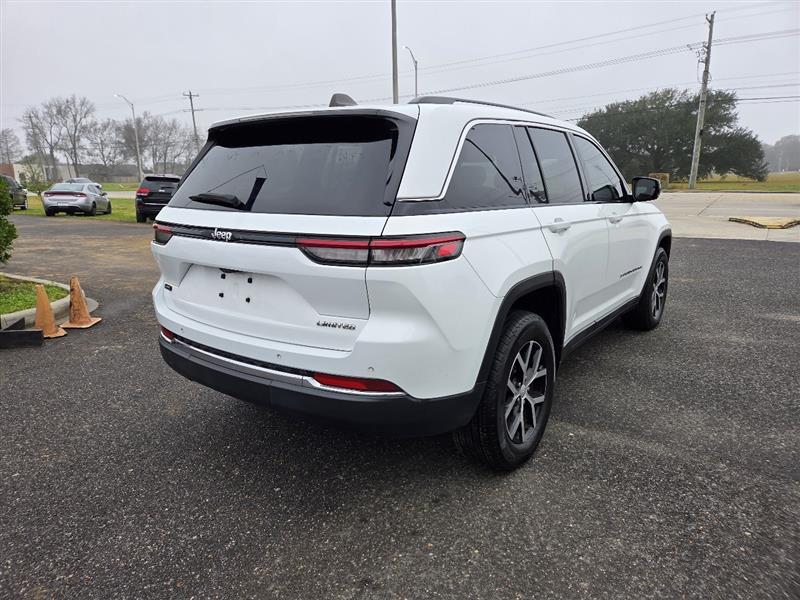 Jeep Grand Cherokee Limited 2WD 2023
