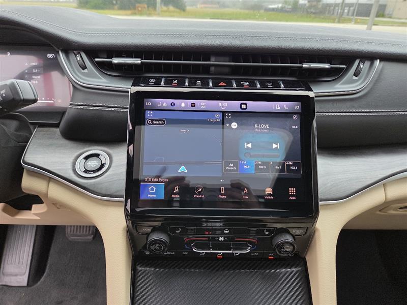 Jeep Grand Cherokee Limited 2WD 2023