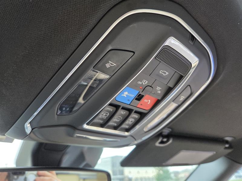 Jeep Grand Cherokee Limited 2WD 2023