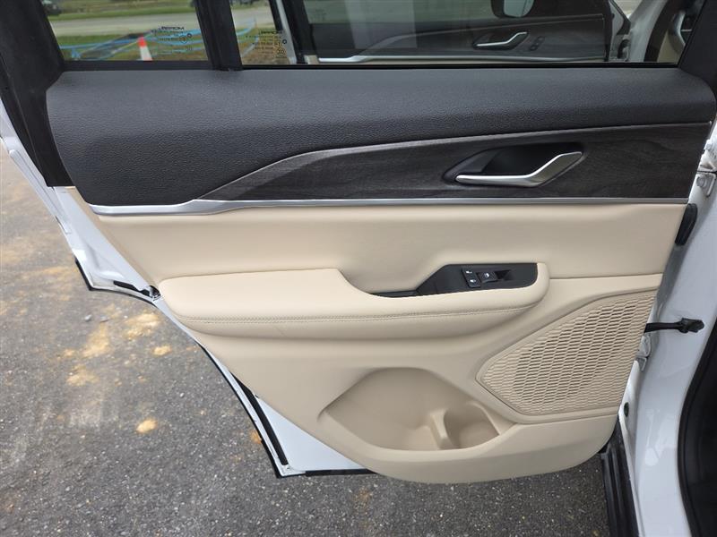 Jeep Grand Cherokee Limited 2WD 2023