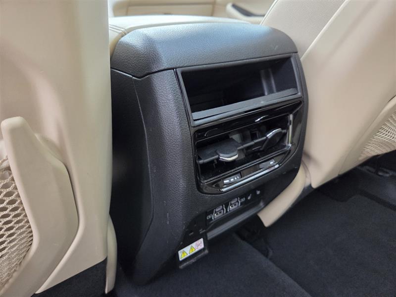 Jeep Grand Cherokee Limited 2WD 2023