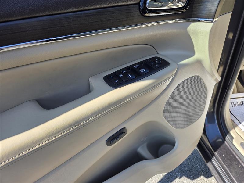 Jeep Grand Cherokee Overland 2WD 2019