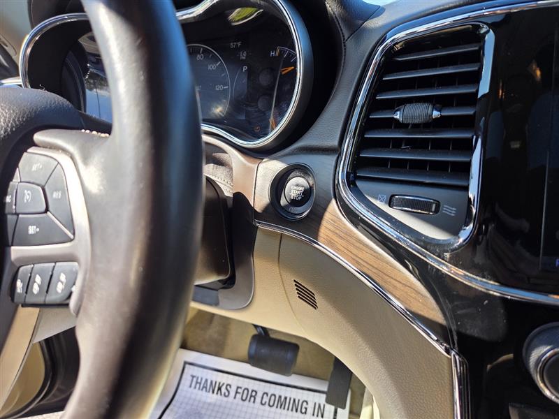 Jeep Grand Cherokee Overland 2WD 2019