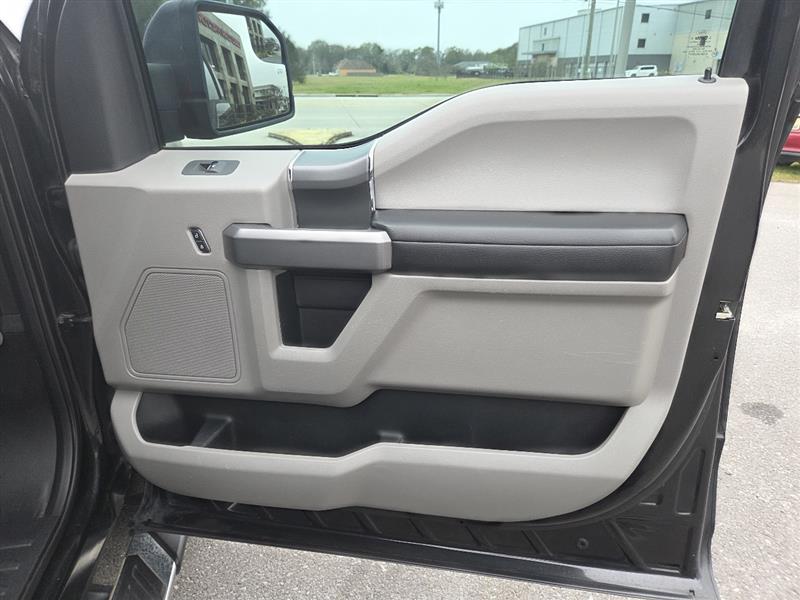 Ford F-150 XLT SuperCrew 5.5-ft. Bed 2WD 2015