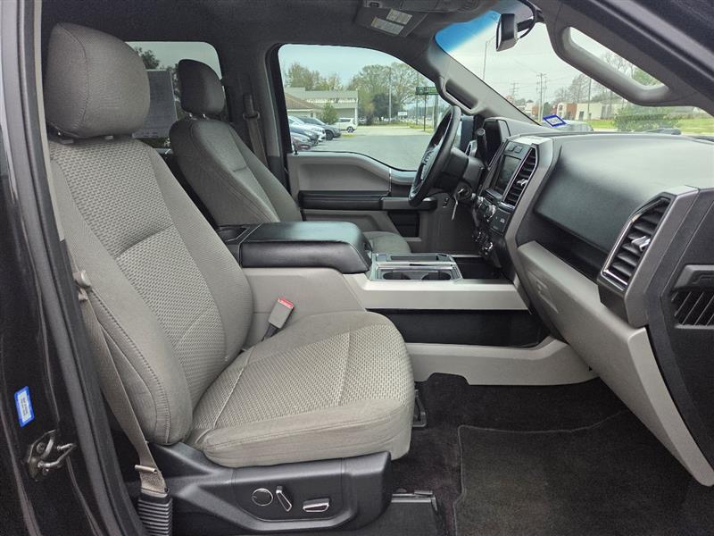 Ford F-150 XLT SuperCrew 5.5-ft. Bed 2WD 2015