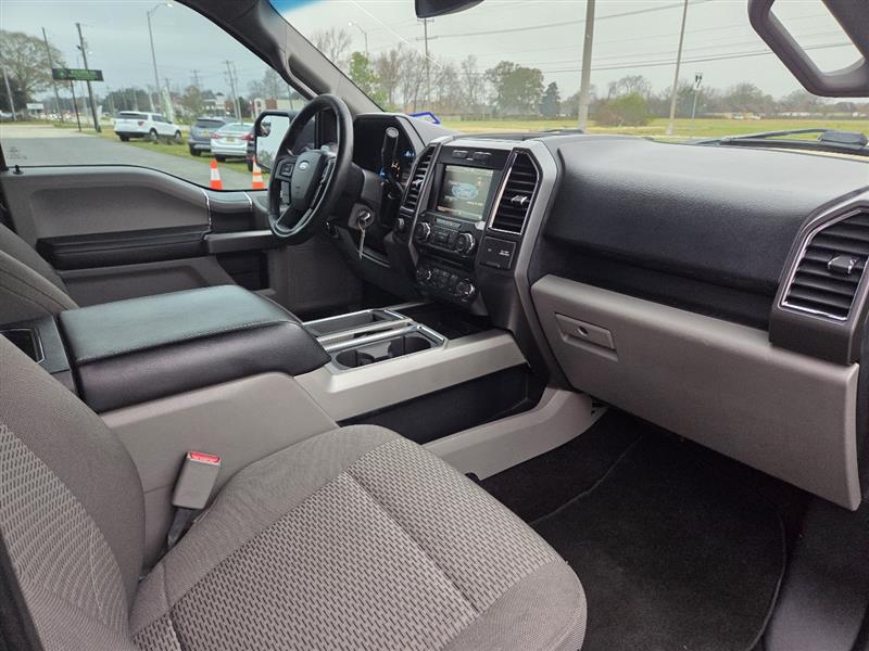 Ford F-150 XLT SuperCrew 5.5-ft. Bed 2WD 2015