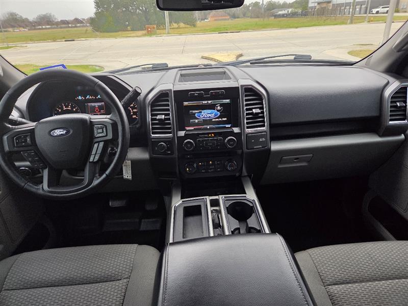 Ford F-150 XLT SuperCrew 5.5-ft. Bed 2WD 2015