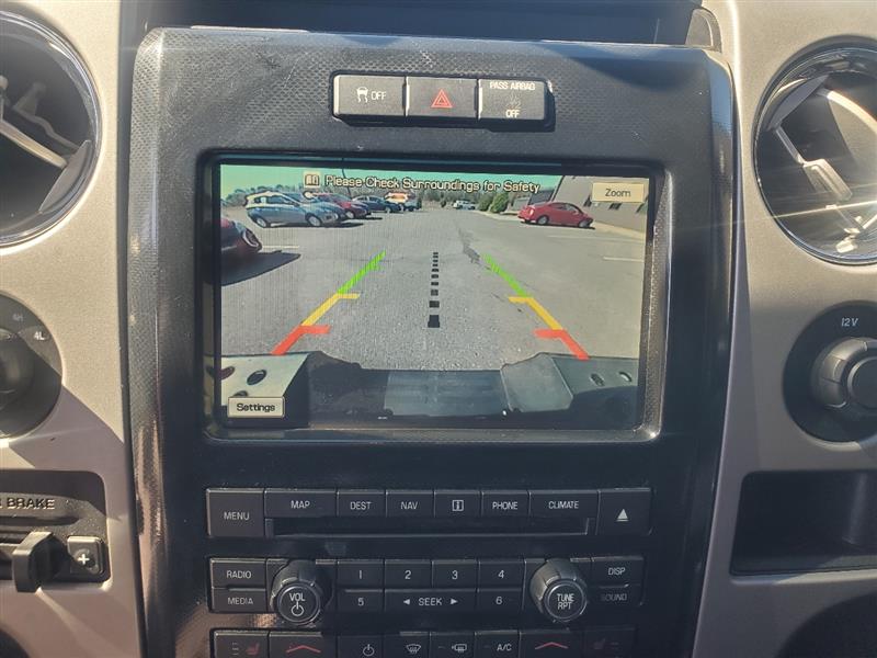 Ford F-150 Platinum SuperCrew 5.5-ft. Bed 4WD 2012