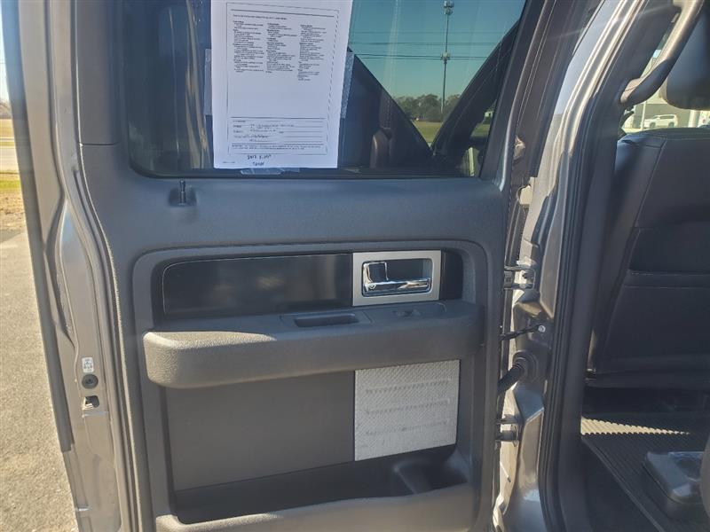 Ford F-150 Platinum SuperCrew 5.5-ft. Bed 4WD 2012