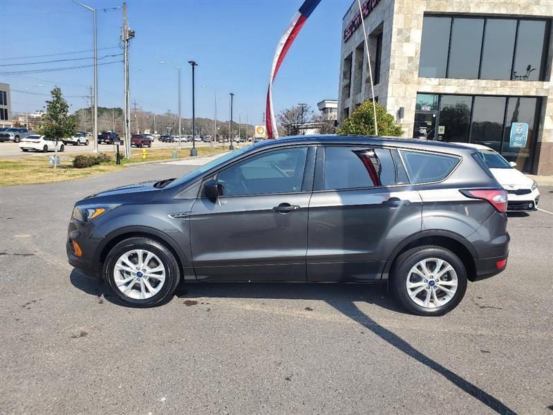 Ford Escape S FWD 2018