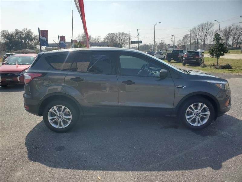Ford Escape S FWD 2018